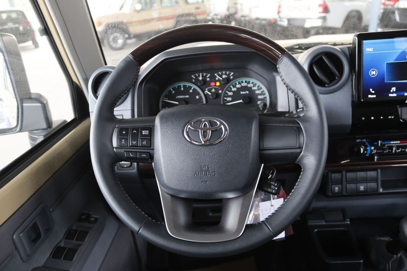 تويوتا لاند كروزر 2025 TOYOTA LAND CRUISER GDJ 76 2.8 DIESEL M/T  **EXPORT ONLY**التصدير فقط خارج الخليج**