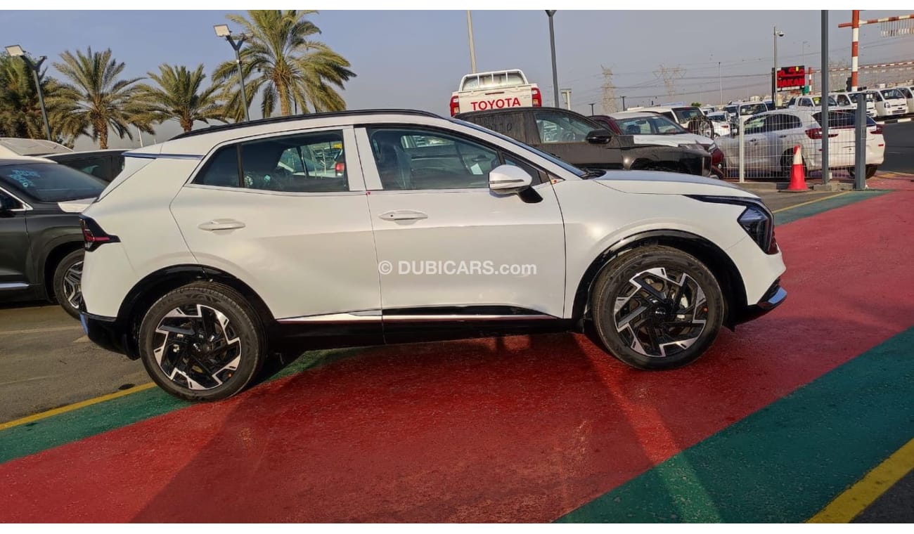 Kia Sportage HI ( i ) 4X2 FWD , 1.6L gasoline,, 4V ,,176 HP  White color 2023