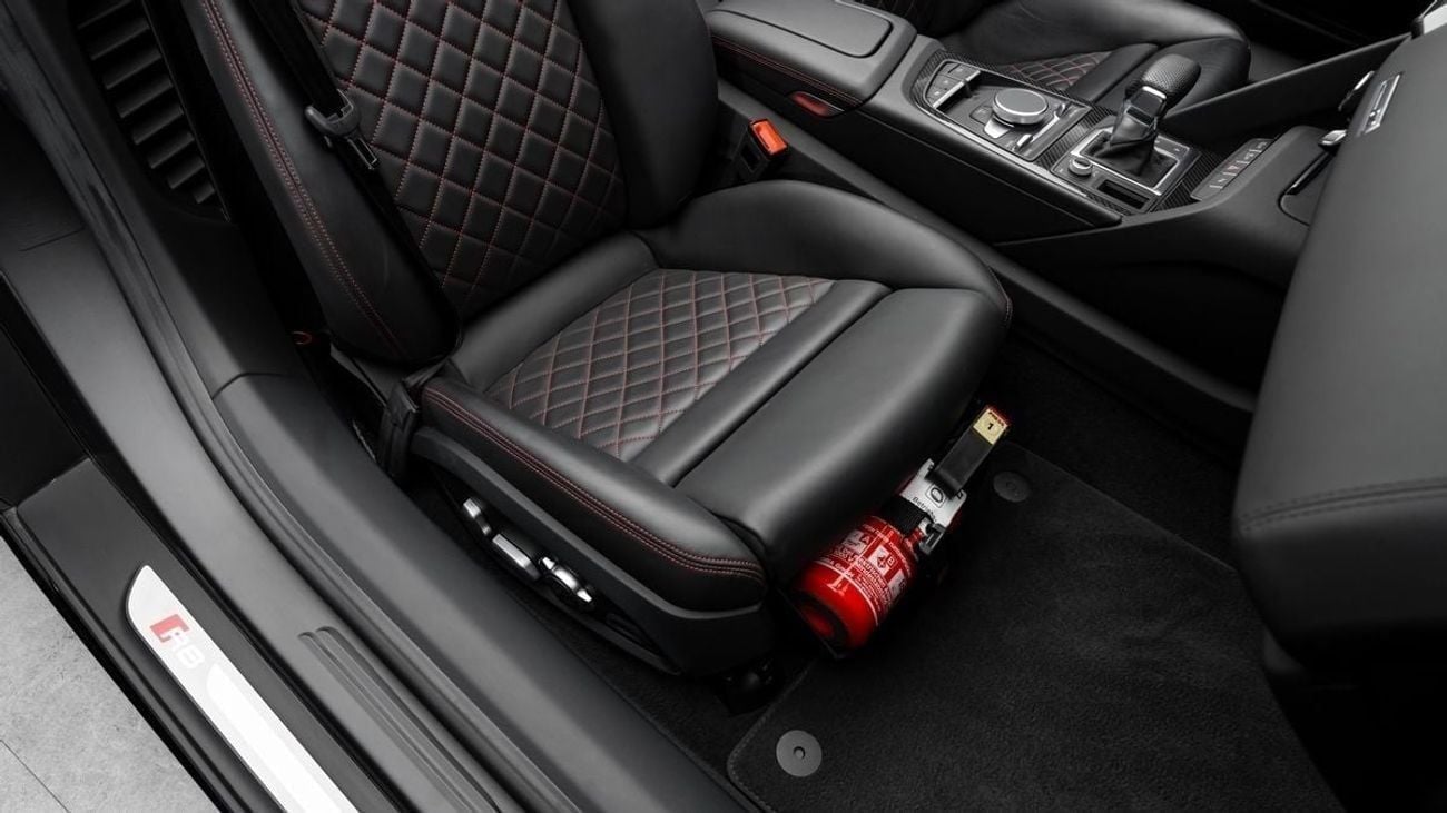 Audi R8 Spyder RWD - 2023 - GCC Specs - Under Warranty