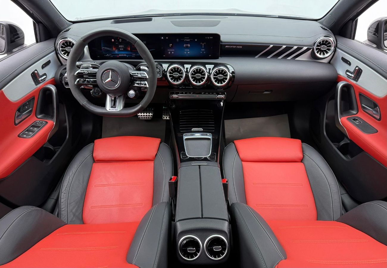 Mercedes-Benz A 35 AMG 4MATIC Hatchback 2024 Mercedes-Benz A35 AMG,09/2025 EMC Agency Warranty,Full Service History,GCC