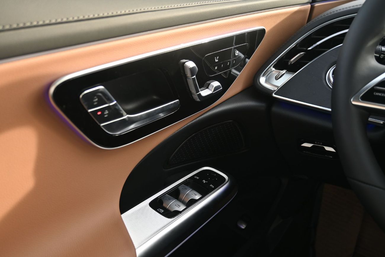 Mercedes-Benz E200 Mercedes-Benz E200 2.0L Turbo + Mild Hybrid Model 2026