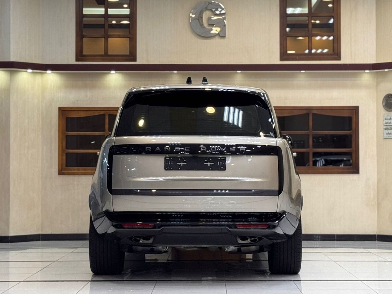لاند روفر رينج روفر AUTOBIOGRAPHY LWB P530 LWB 4.4L