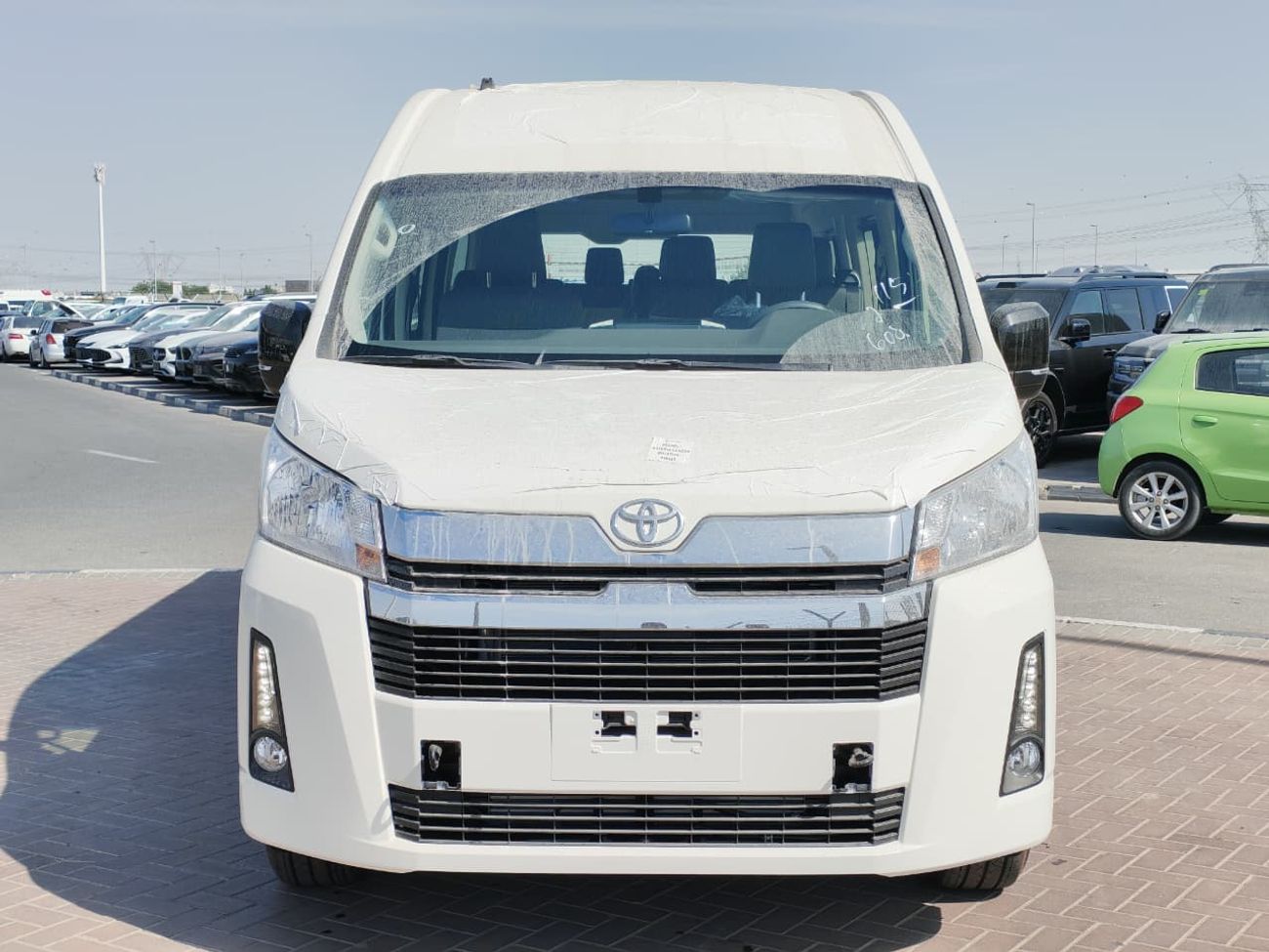 تويوتا هاياس 2026 Toyota Hiace GL 14-Seater High-Roof Full-Option 2.8L 4-Cyl Diesel M/T RWD Export Only