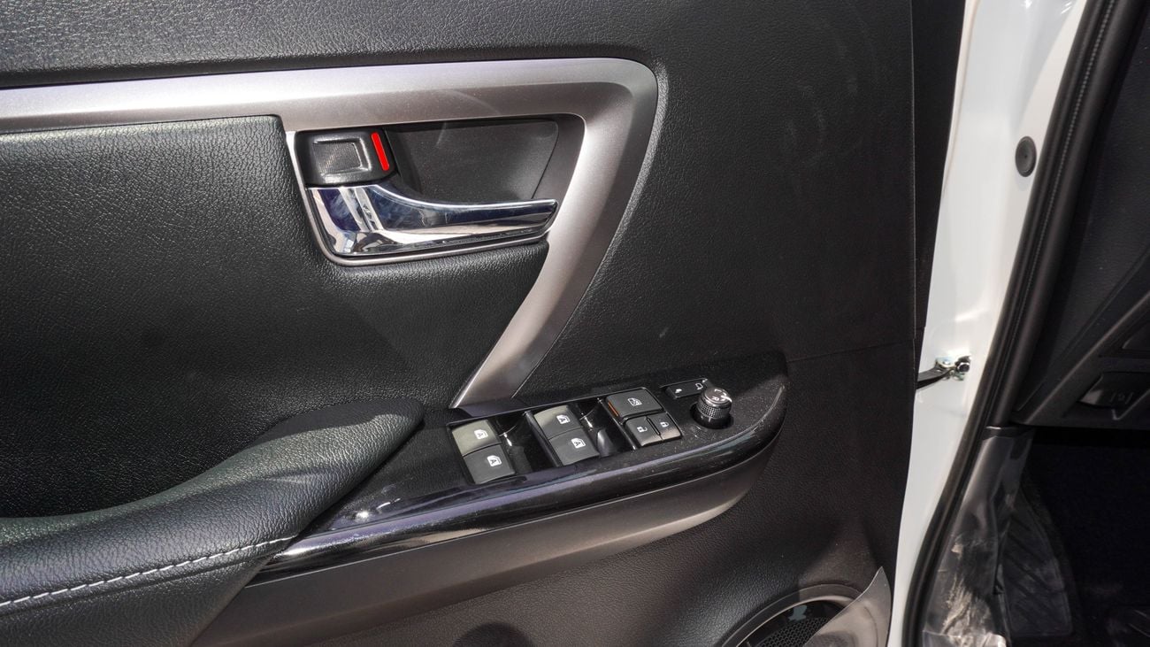 Toyota Fortuner SR5 4.0 L V6