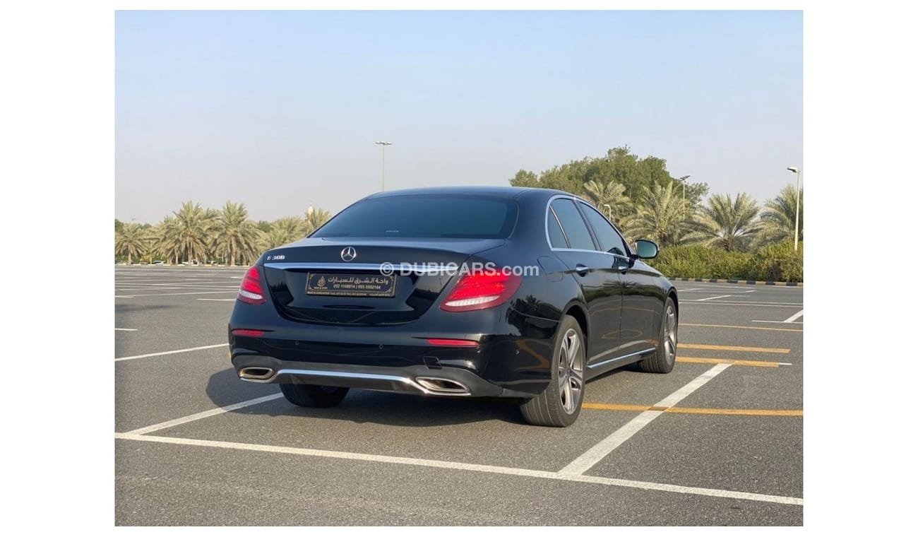 Mercedes-Benz E300 Std