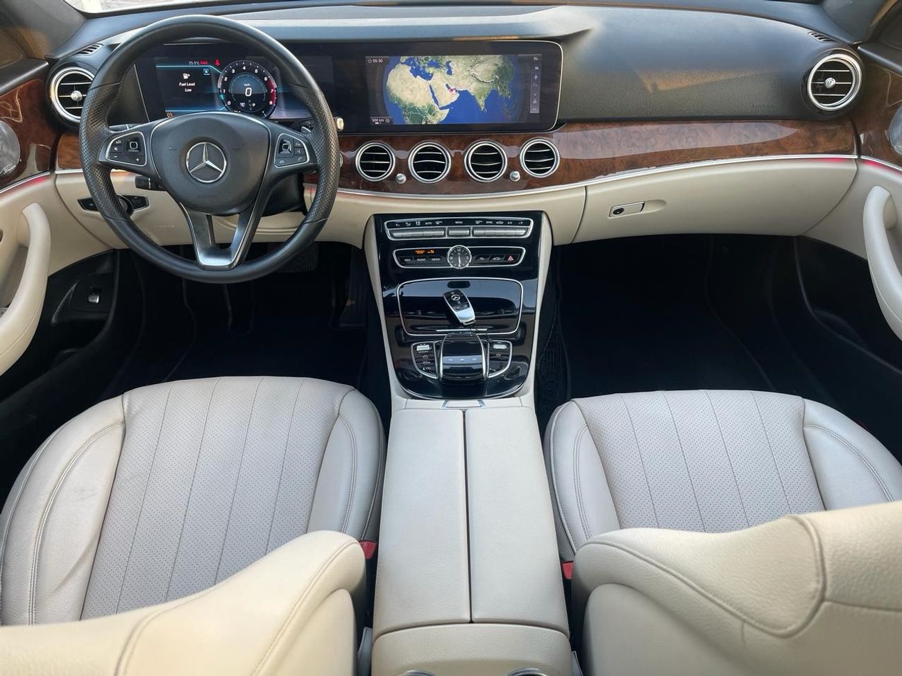 Mercedes-Benz E300 Mercedes  E300 KIT 43 AMG _American_2017_Excellent Condition _Full option