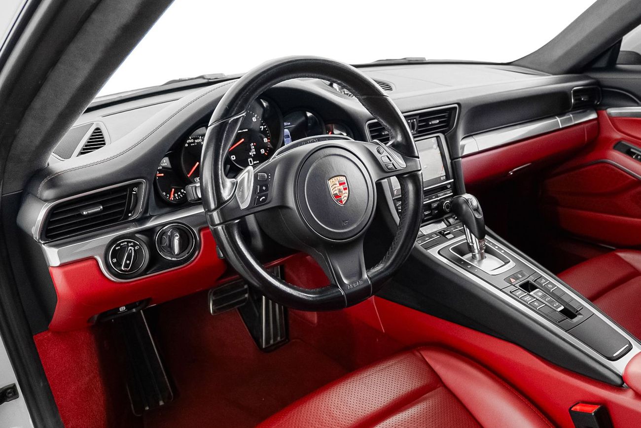 Porsche 911 Carrera 3.4L Coupe