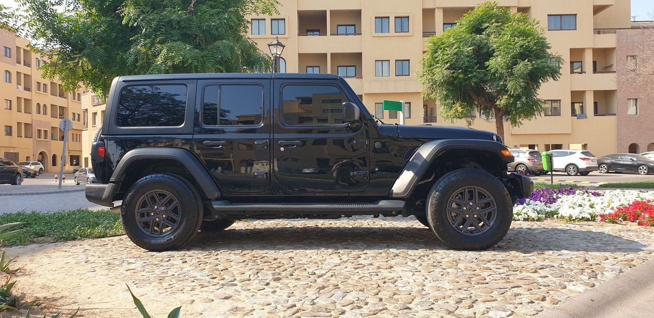 جيب رانجلر Sport S 3.6L A/T 4 seater 4 doors