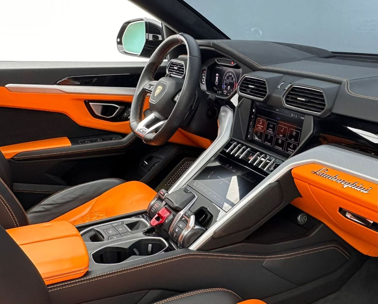 Lamborghini Urus 2019 Lamborghini Urus SE First Edition, 1 Year Warranty Unlimited KM, Full Service History