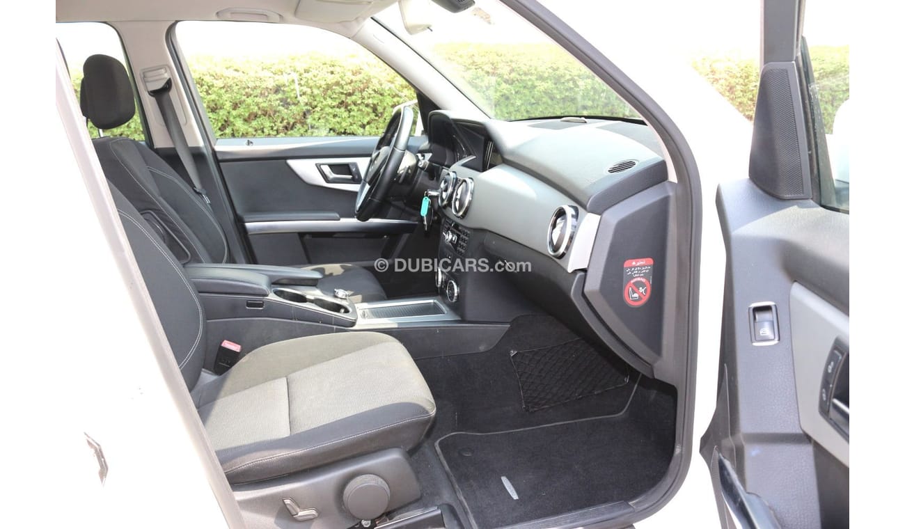 Mercedes-Benz GLK 250 MERCEDES GLK 250 4MATIC GULF SPACE FULL AUTO