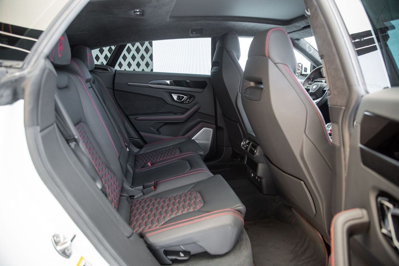 Lamborghini Urus 4.0T