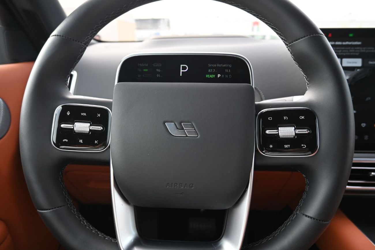 لي اوتو L9 Li L9 Ultra 1.5L Turbo Range Extended EV Model 2024 Color Silver