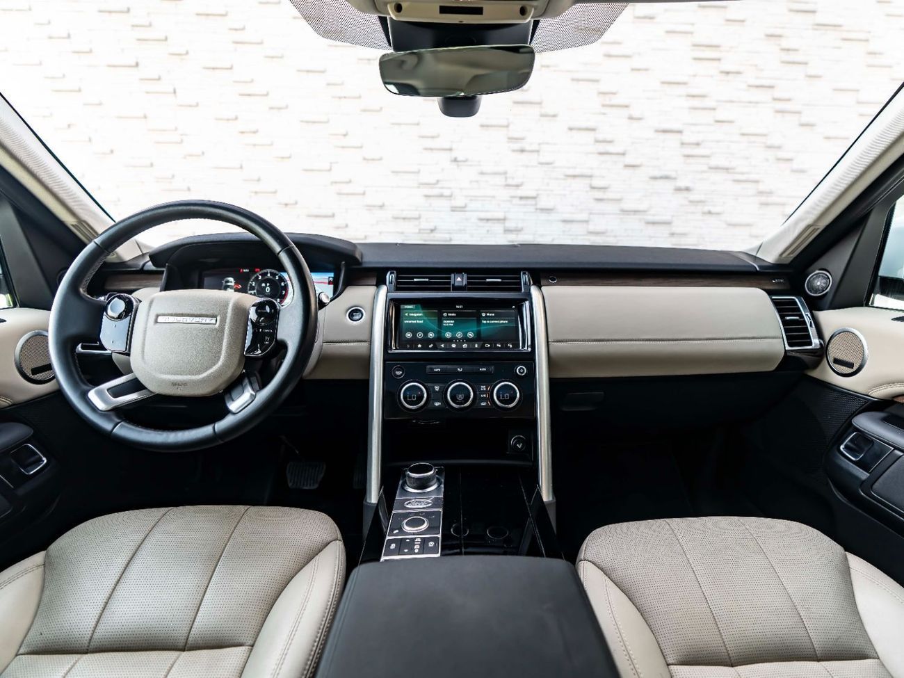 Land Rover Discovery HSE 3.0L (335 HP)