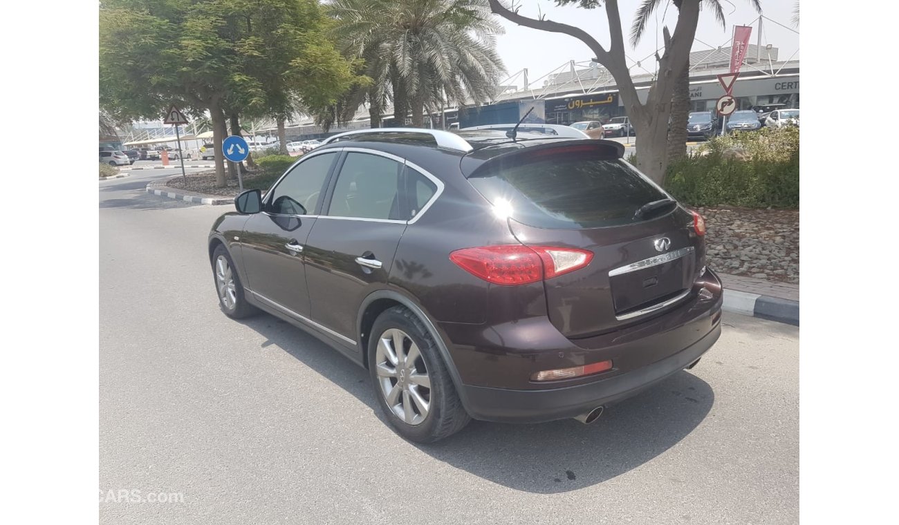 Infiniti EX35 GCC SPECS