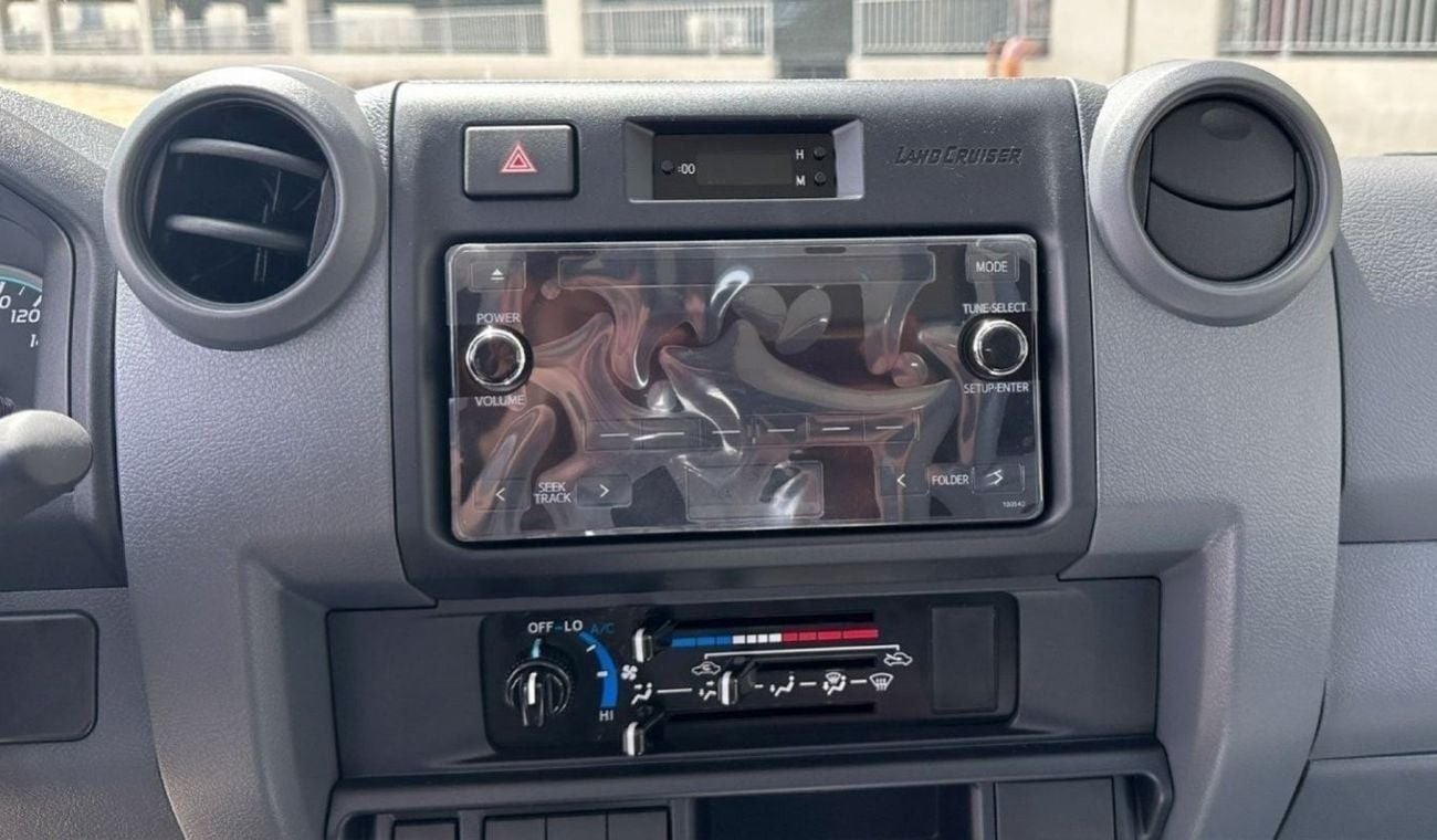 Toyota Land Cruiser Pick Up LAND CRUISER LC79 DC 4.2L V6 DIESEL MT