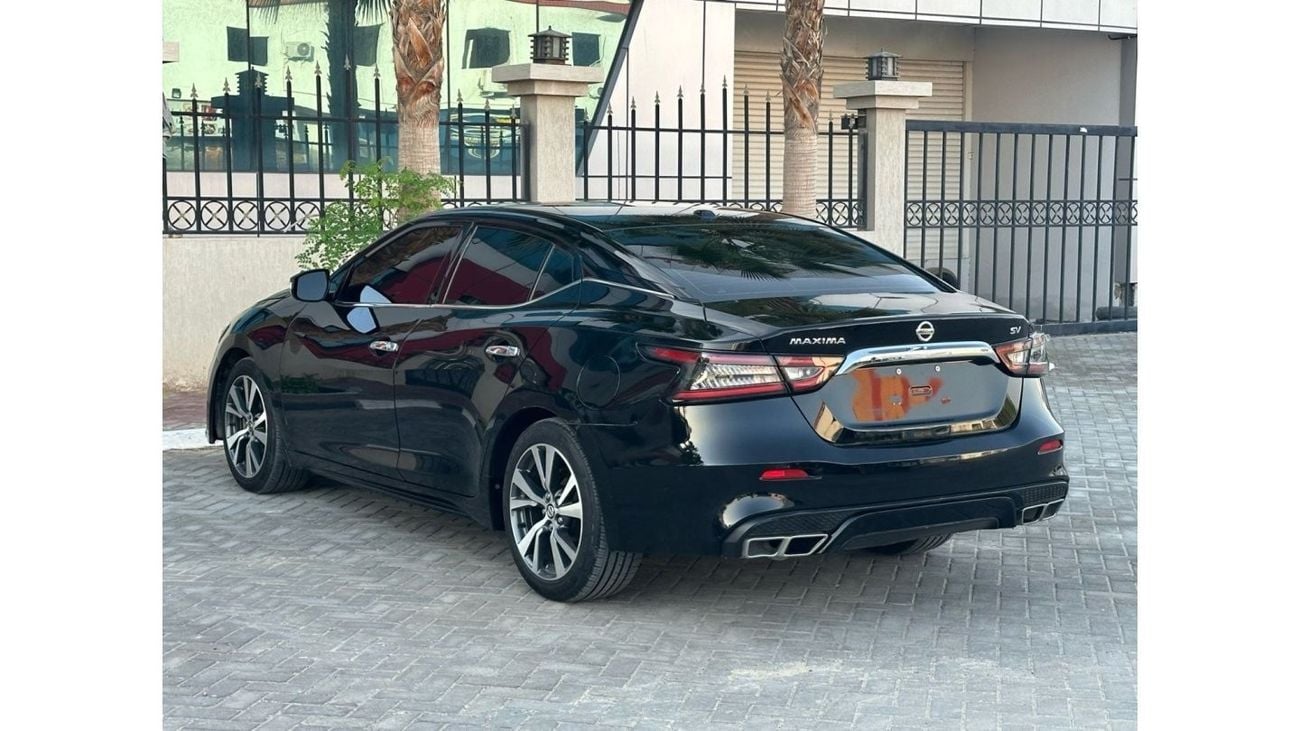 Nissan Maxima SV