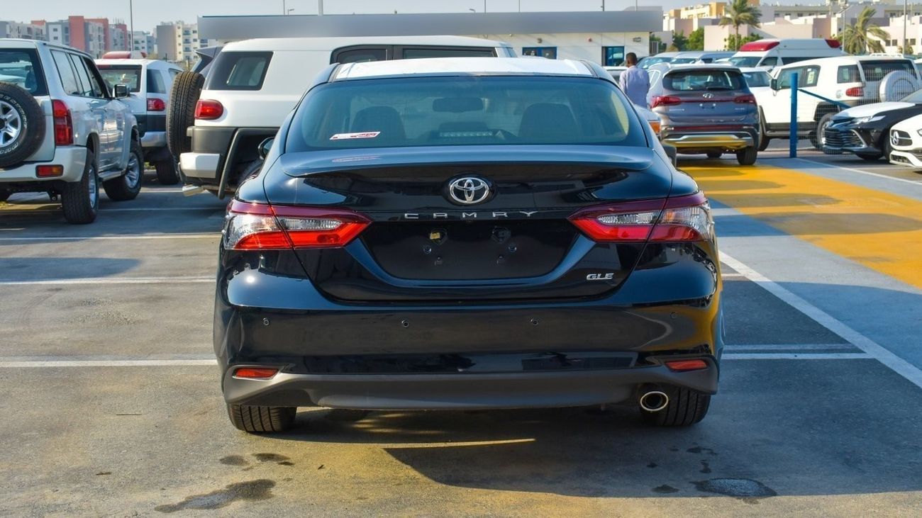 Toyota Camry TOYOTA CAMRY GLE 2.5L 2022 EXPORT PRICE