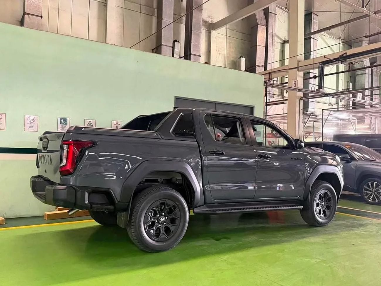 Toyota Hilux Conquest 2.8L 2026 AT 360 Camera Diesel