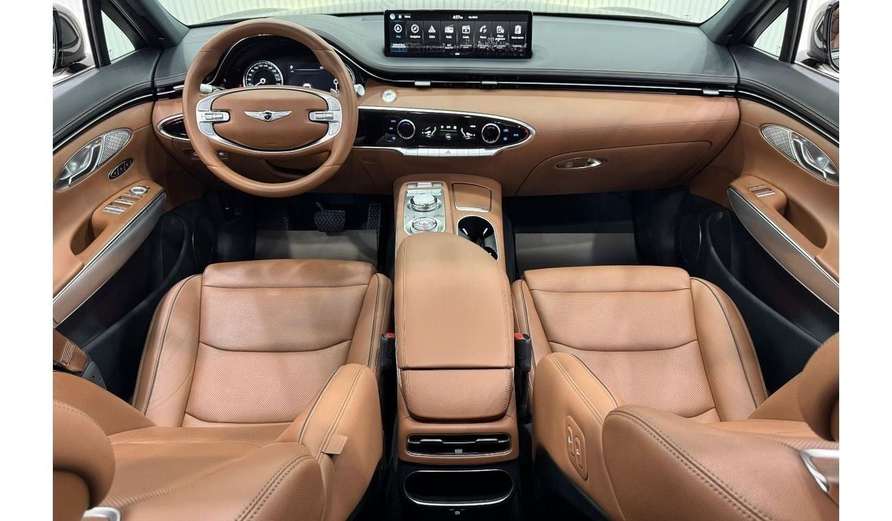 جينيسس GV70 Prestige 2023 Genesis GV70, 2028 Genesis Warranty + Service Pack, Fully Loaded, Very Low Kms, GCC