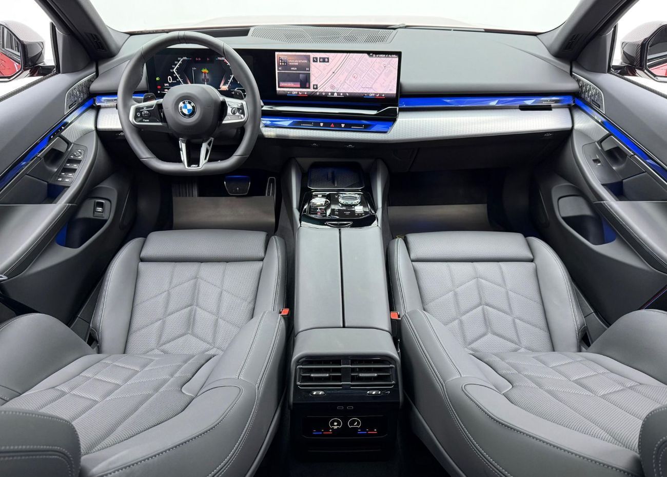 BMW 530i 2025 BMW 530i M-Kit, 2030 BMW Warranty + Service Pack, Fully Loaded, Excellent Condition, GCC