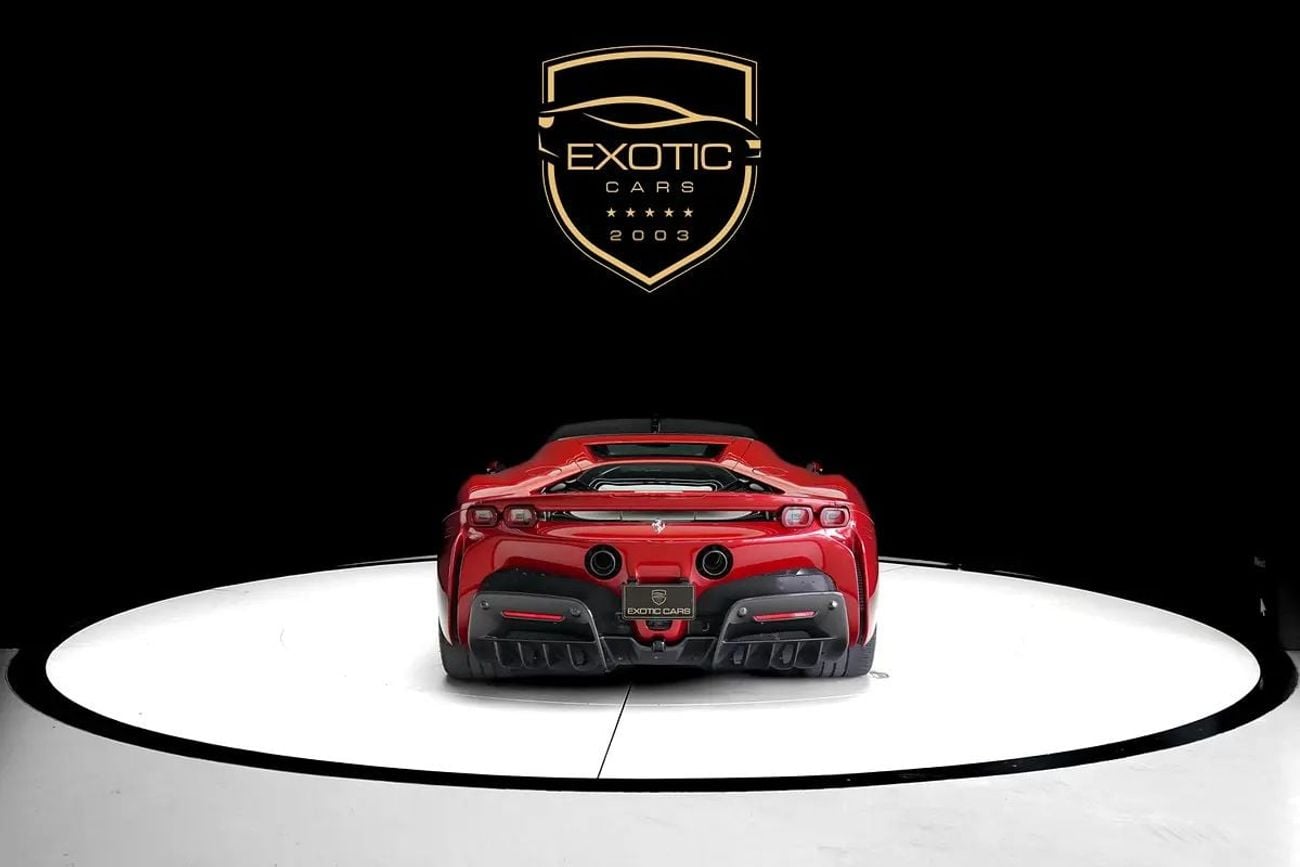 فيراري SF90 ستراديل STRADALE