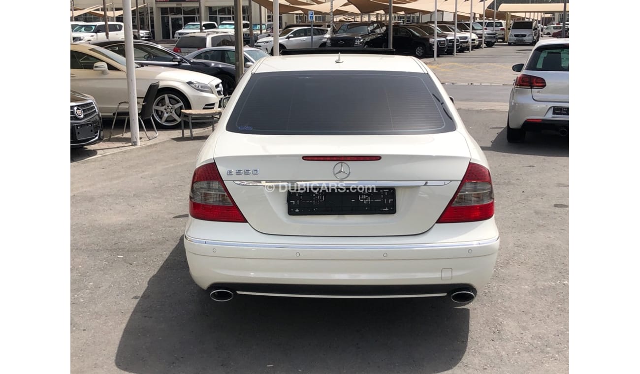 مرسيدس بنز E 550 موديل 2009 وراد اليابان حاله ممتازه جدا فل مواصفات كراسي جلد وفتحه سقف وتحكم كهربي كامل ونظام صوت م