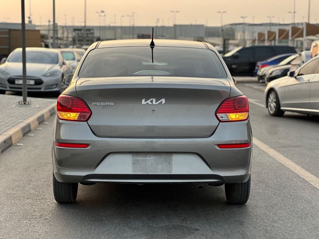 Kia Pegas EX