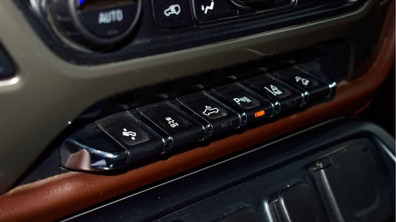 شيفروليه سيلفارادو HIGH COUNTRY REAPER 1 out of 5 in UAE