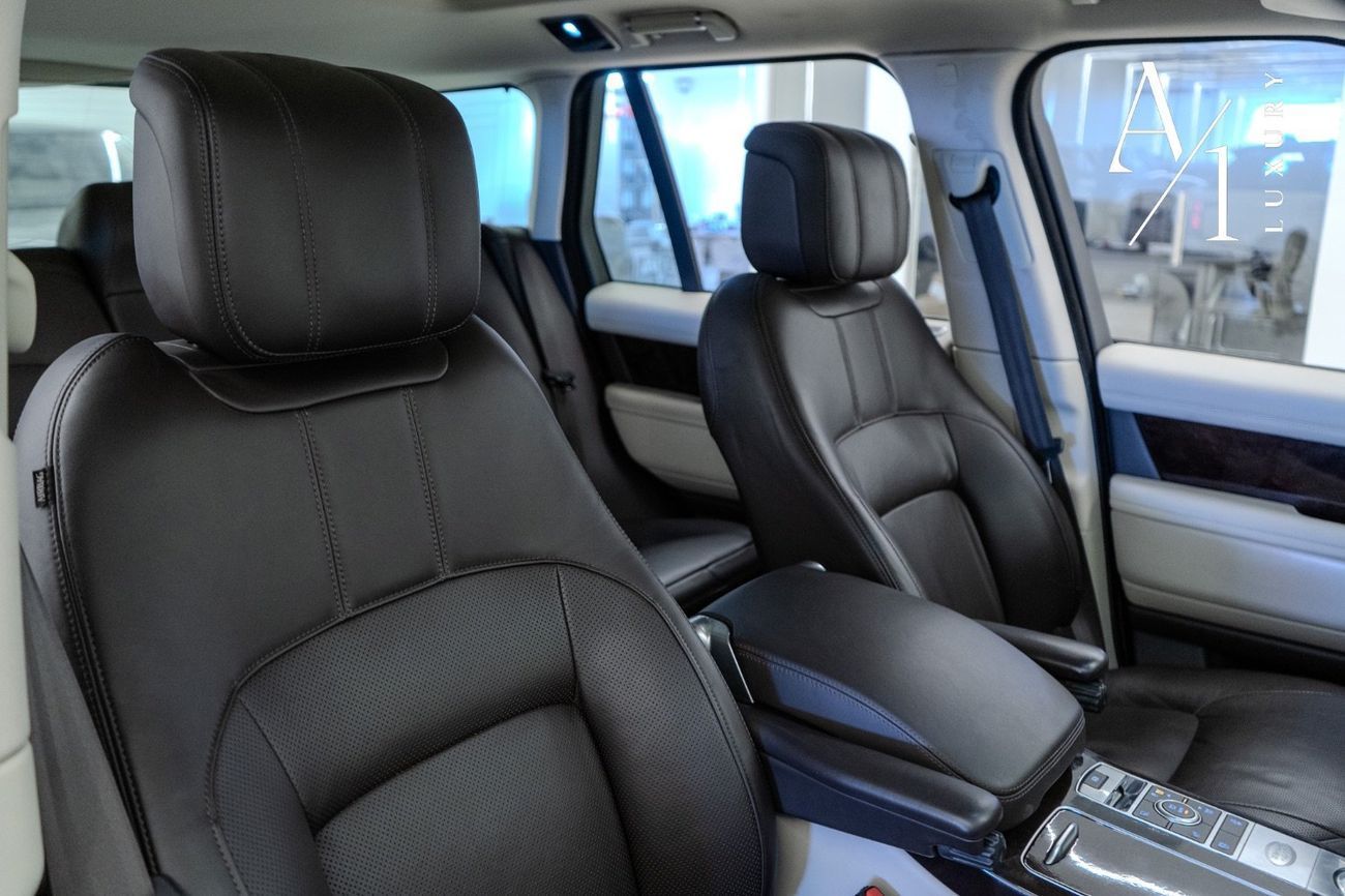 لاند روفر رينج روفر 2020 Range Rover Vogue P525 V8, Excellent Condition, European specs