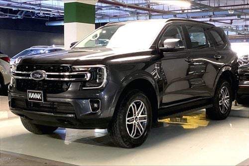 Ford Everest XLT | Guaranteed Warranty | 0 Down Payment