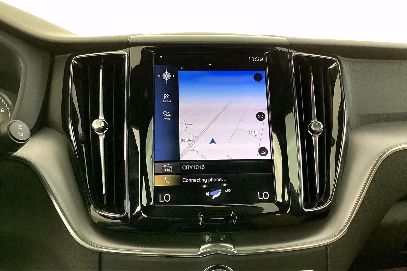 Volvo XC60 T5 Momentum | National Day Celebration | Guaranteed Warranty | 0 Down Payment