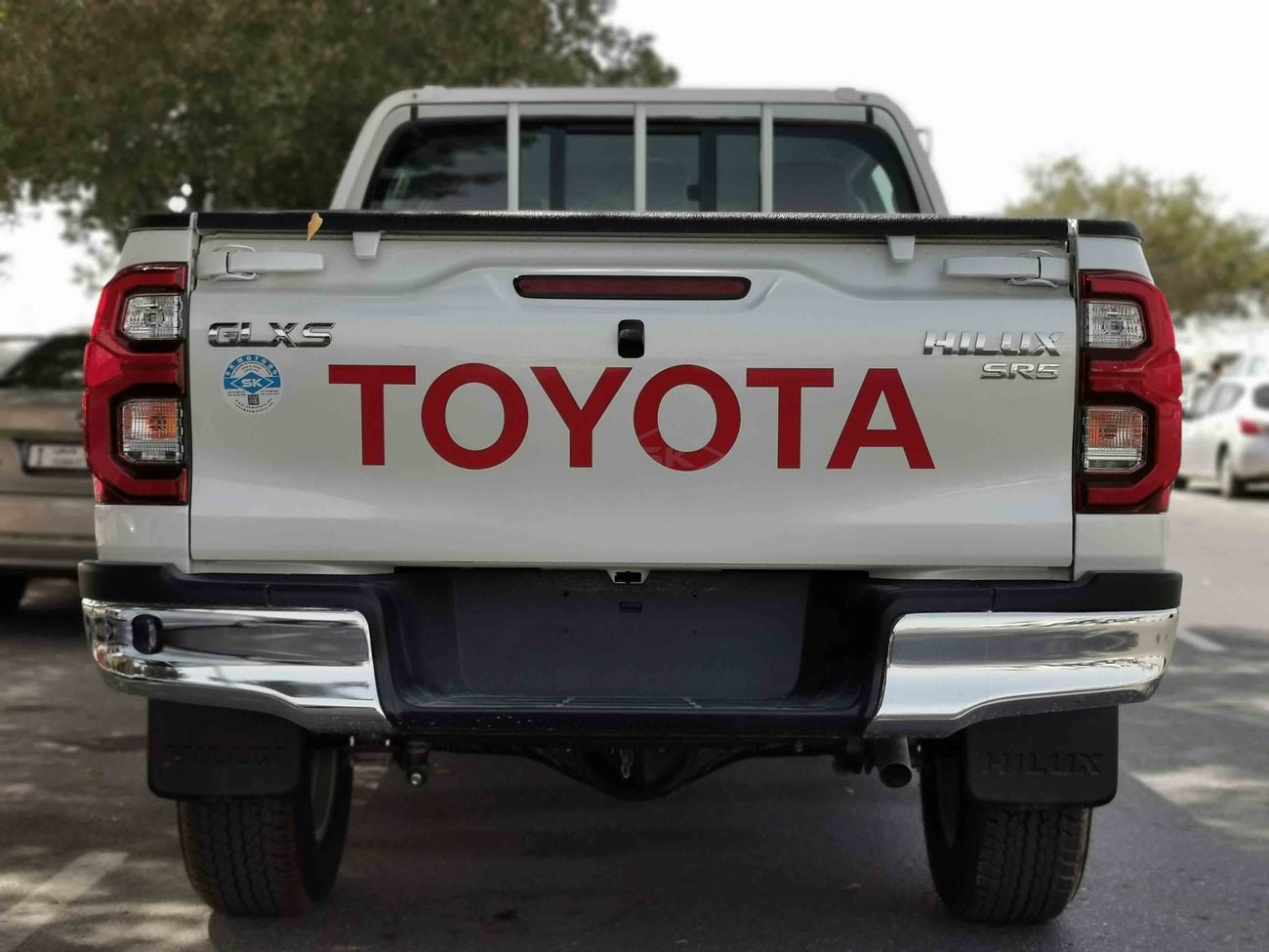 Toyota Hilux 2.7L, Manual, DRL LED Headlights, Rear Bedliner, Bluetooth, DVD, 4WD, Rear Camera (CODE # THFO03)