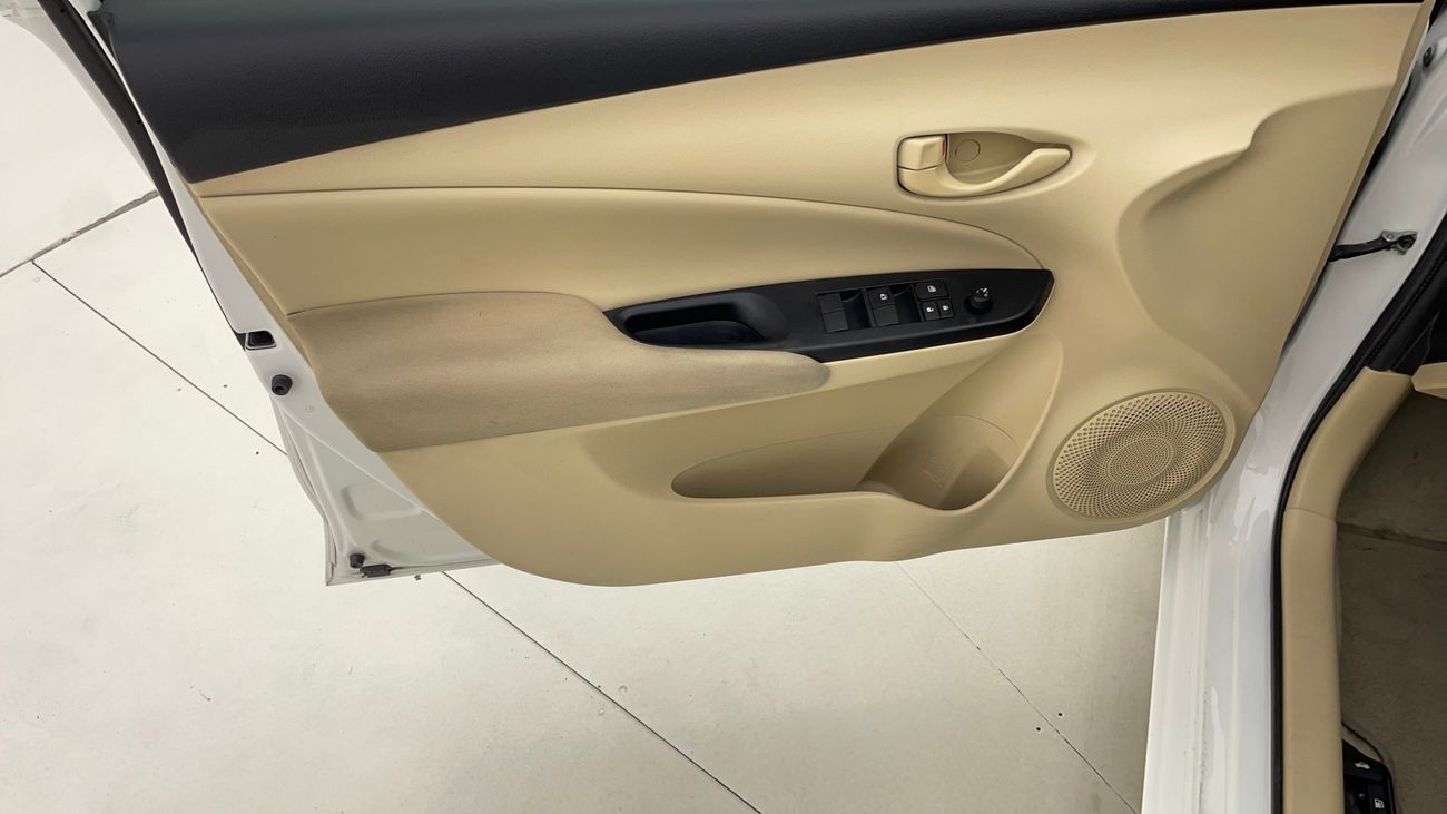 تويوتا يارس SE 1.5 | بدون دفعة مقدمة | اختبار القيادة في المنزل