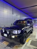 تويوتا لاند كروزر Vxr 4.7