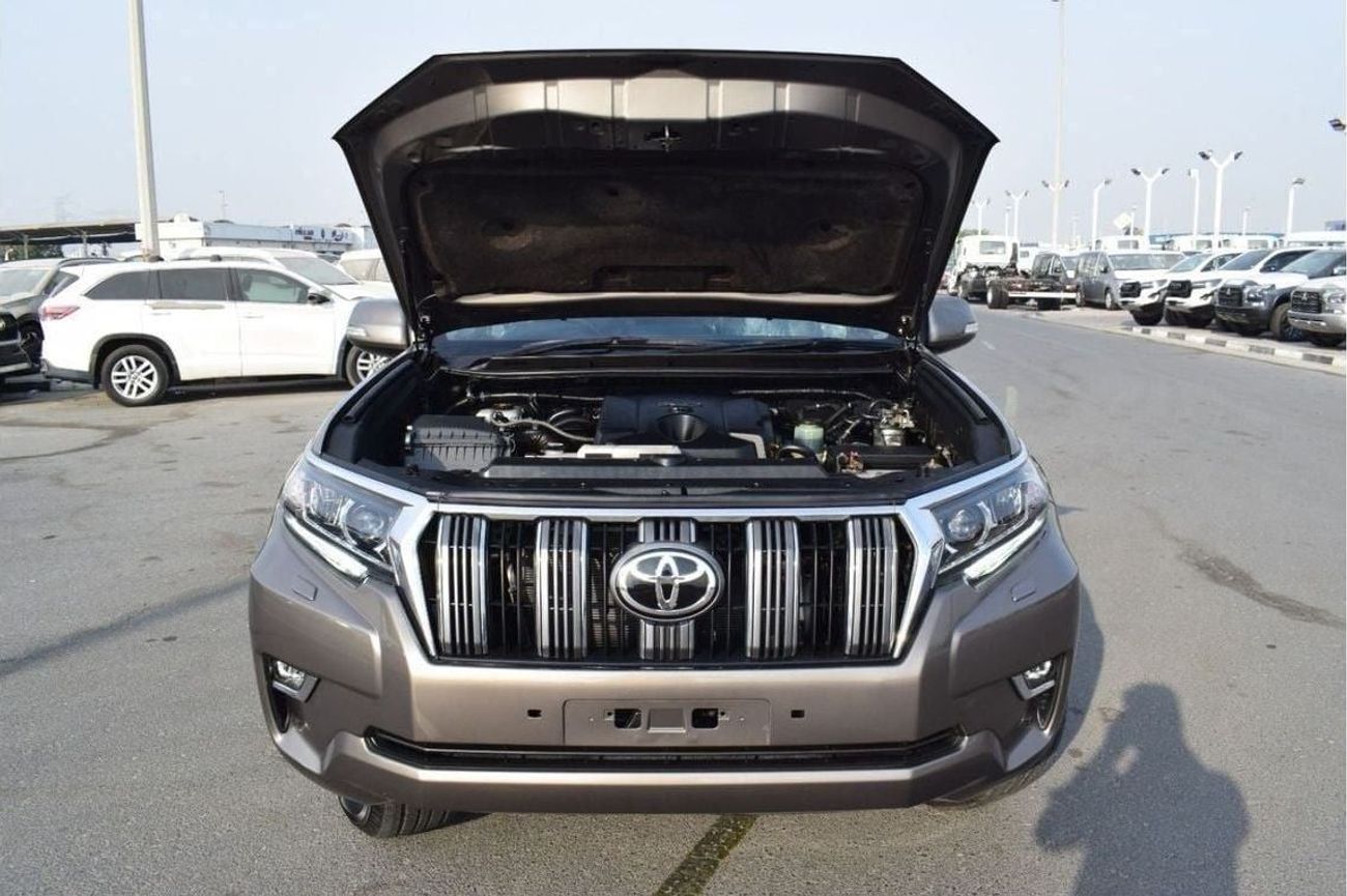 تويوتا برادو Diesel 2.8 Liter Right Hand Drive Automatic Gear