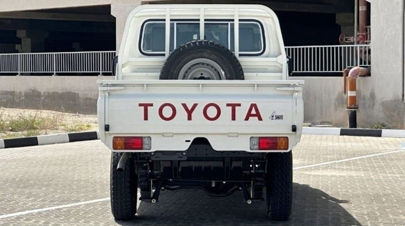 Toyota Land Cruiser Pick Up Toyota Land Cruiser Pickup LC79 DC 4.2L Diesel 2025