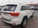 Jeep Cherokee sport 3.7L In excellent condition and requires no expenses