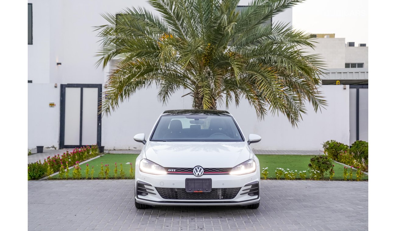 فولكس واجن جولف 1,645 P.M | Low Mileage | 0% Downpayment | Full Option