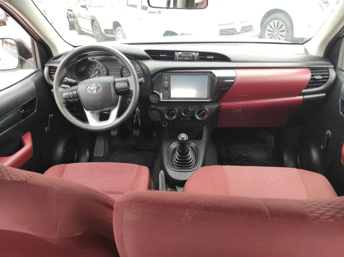 Toyota Hilux DLS 2.7L Toyota Hilux 2021 manual 4×2 petrol