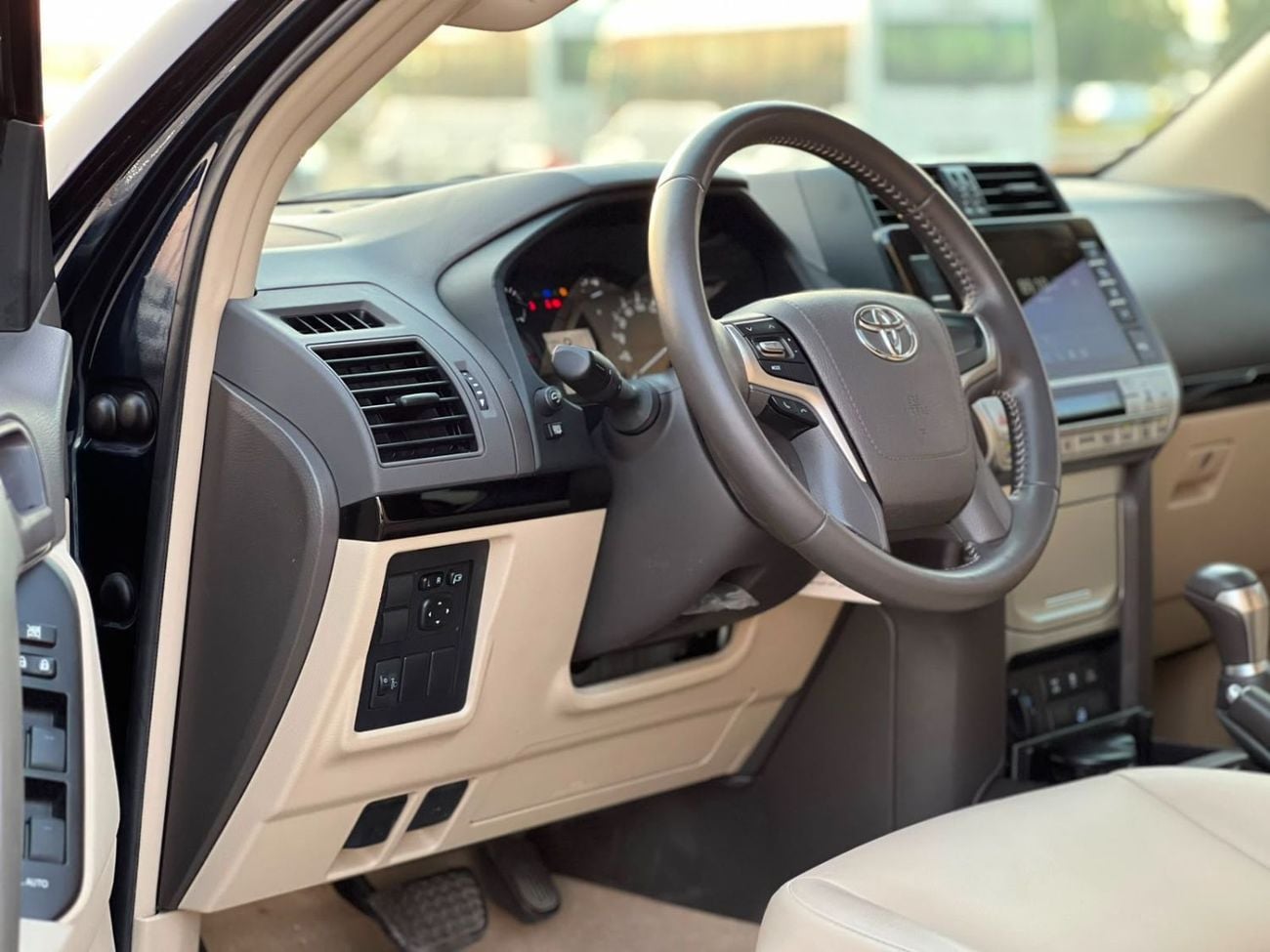 تويوتا برادو 2022 Toyota Prado TXL Full Option 4.0L V6 - AWD 4x4 - Electric Seat - Rear CAM & Sensors - Cool Box