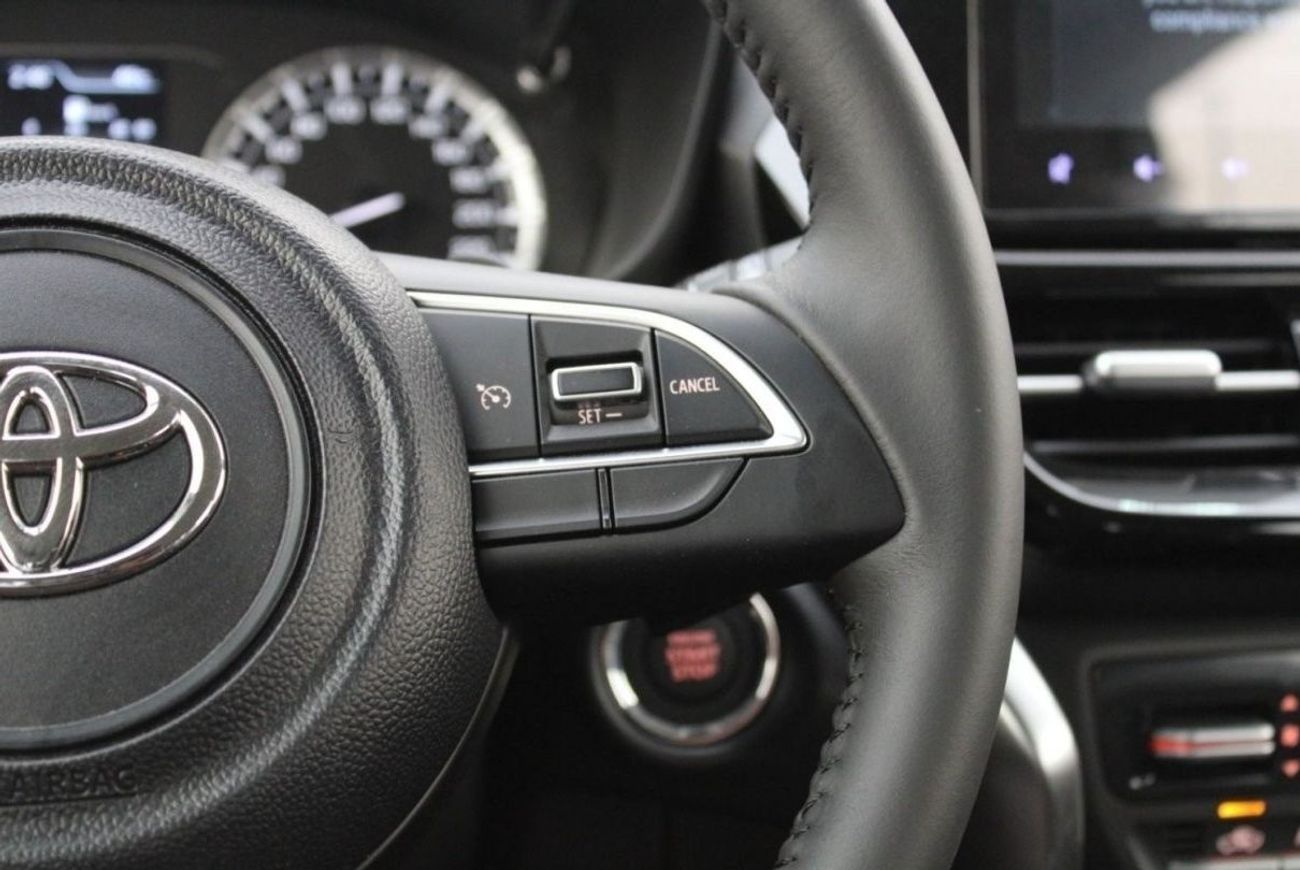 تويوتا أوربان كروزر 1.5L PETROL, FULL OPTIONS, GCC, 2023