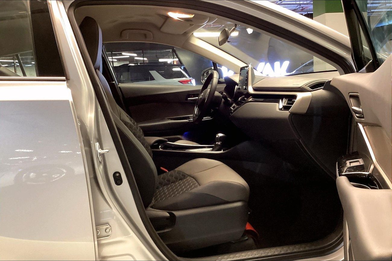 Toyota CHR VX | Guaranteed Warranty | 0 Down Payment