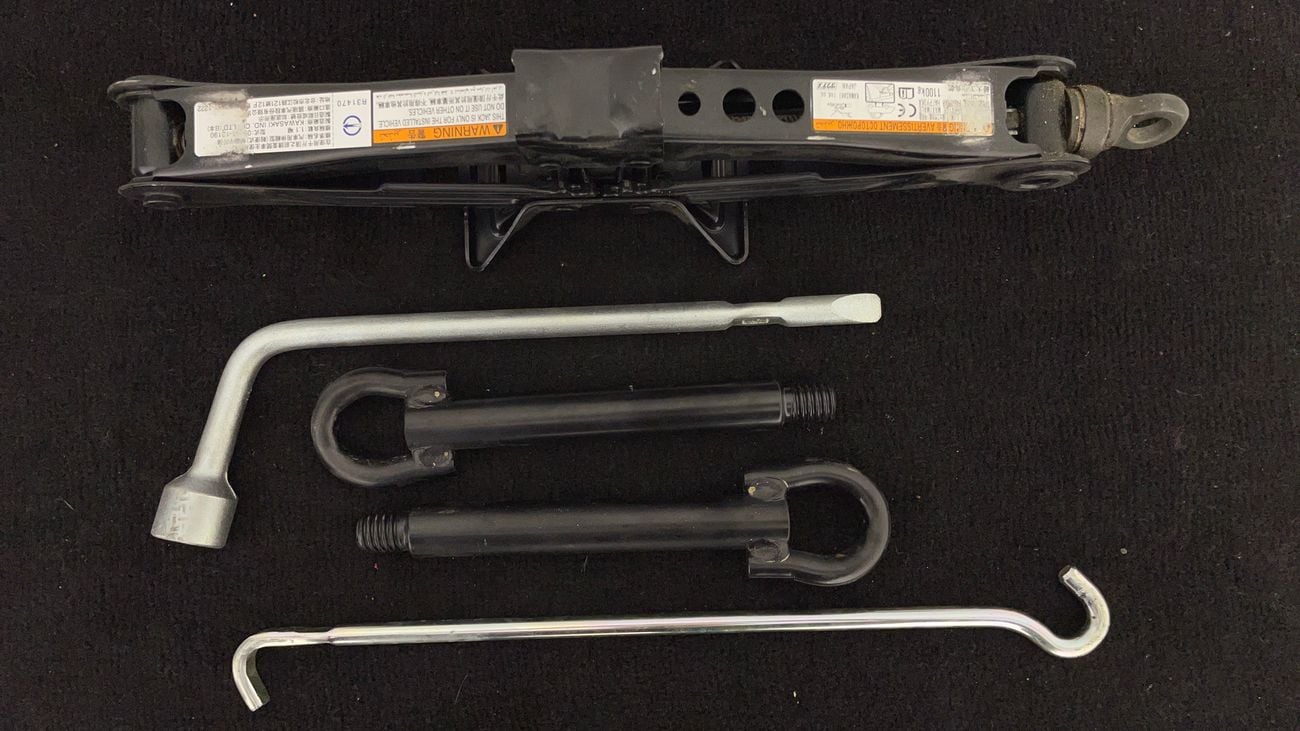 تويوتا كورولا XLI 1.6 | بدون دفعة مقدمة | اختبار القيادة في المنزل