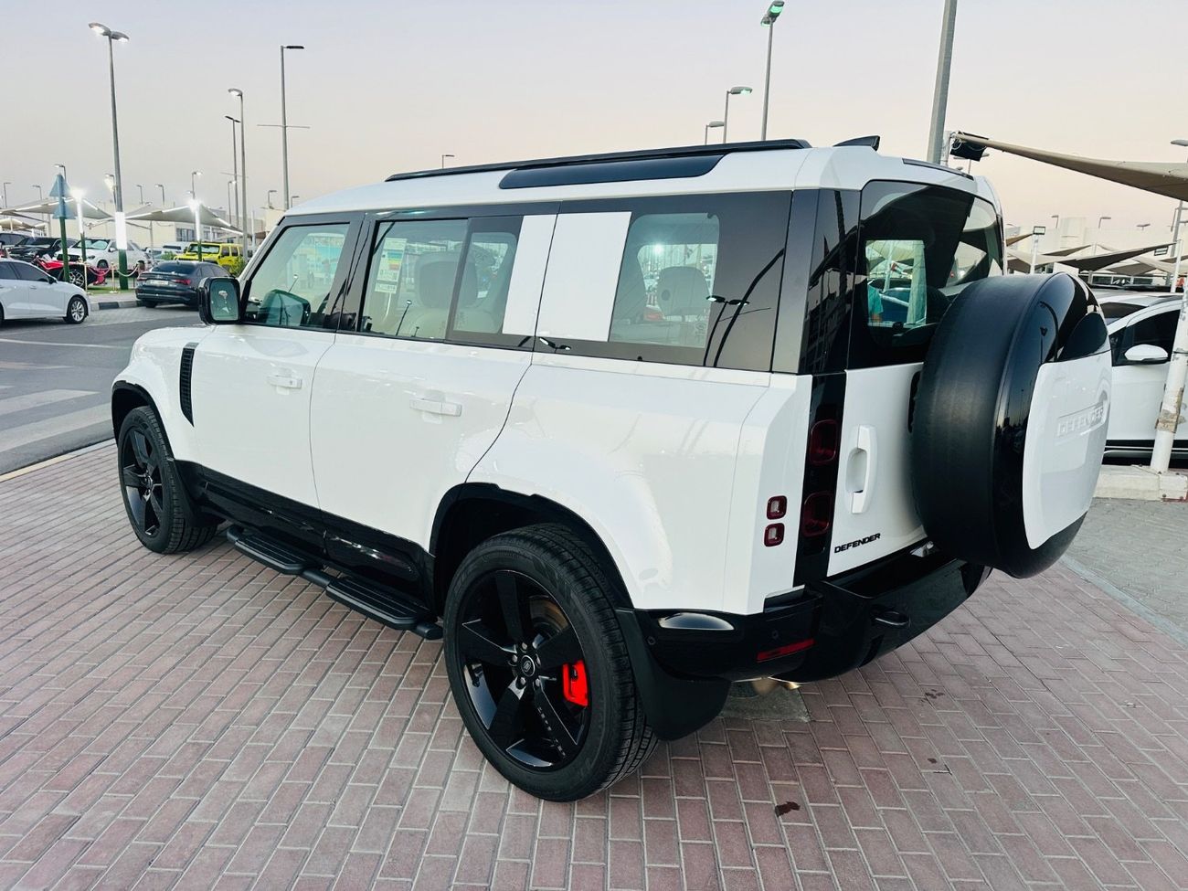 لاند روفر ديفندر