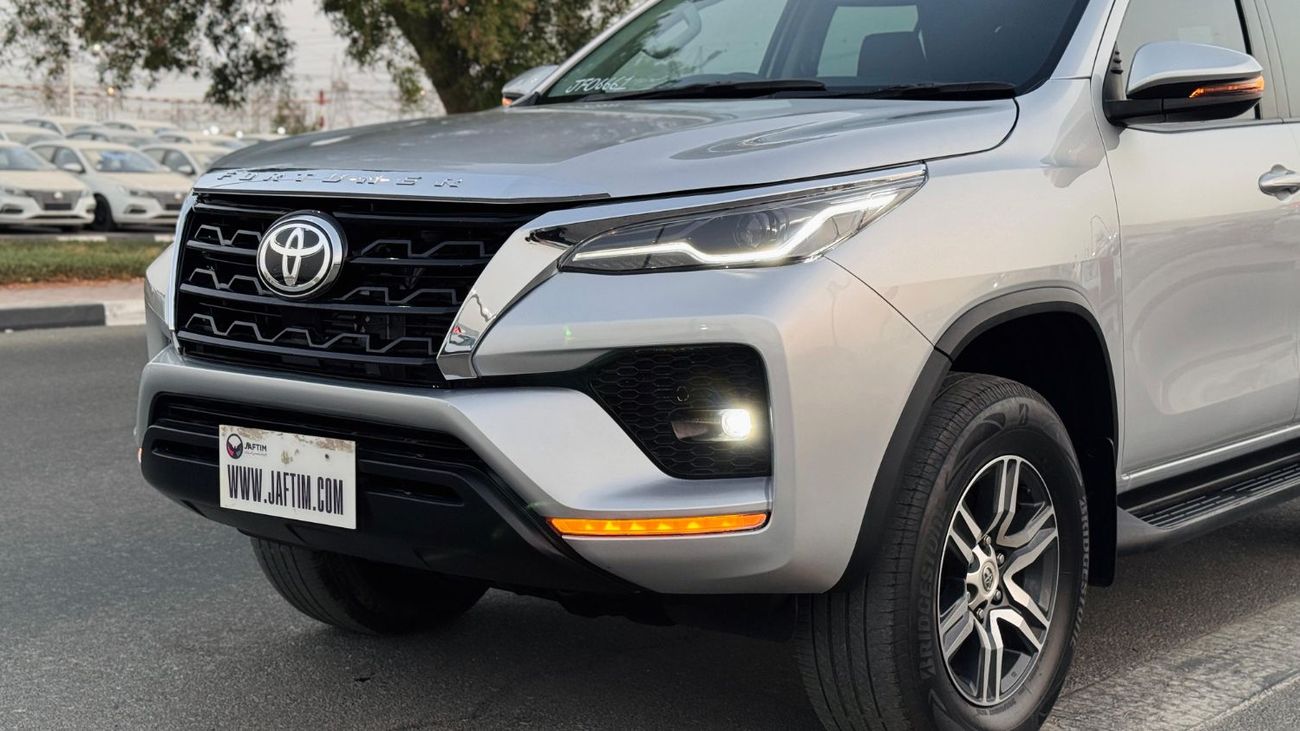 تويوتا فورتونر PREMIUM FEATURES | 2.8L DIESEL ENGINE | AUTOMATIC TRANSMISISON | 2020