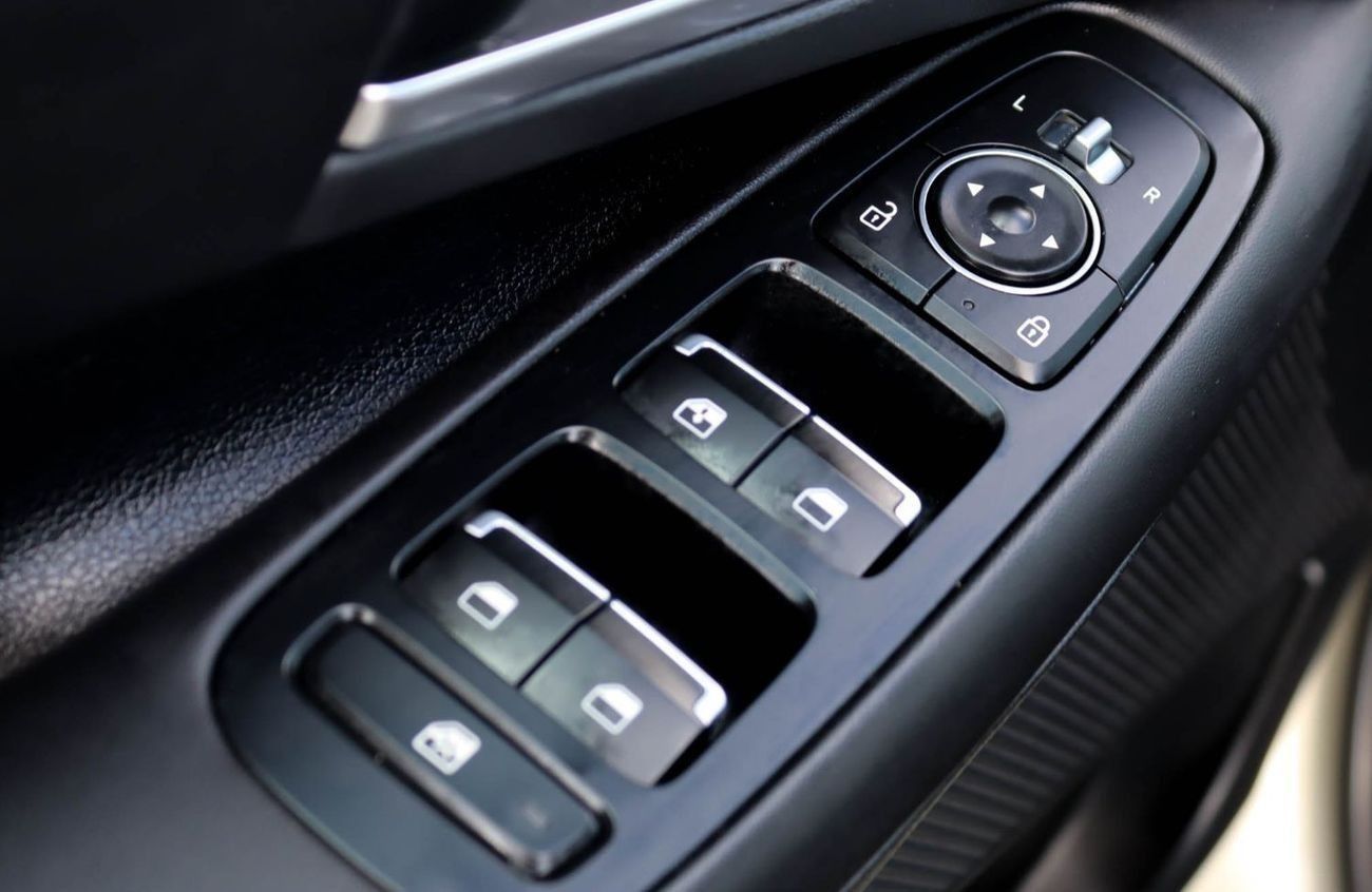 هيونداي سوناتا Smart 2.5L Hyundai Sonata 2023 GCC accident-free in excellent condition 1388 P.M