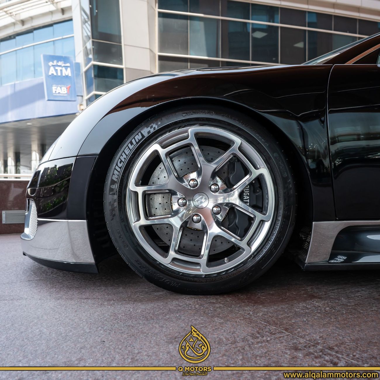 بوغاتي فيرون 2010 BUGATTI VERYON NOCTURNE GCC DONE ONLY 4000KM WITH 2 YEARS SERVICE CONTRACT