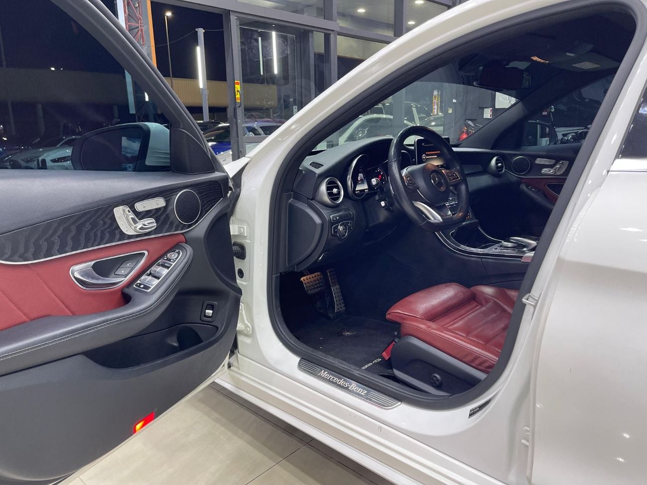 مرسيدس بنز C 200