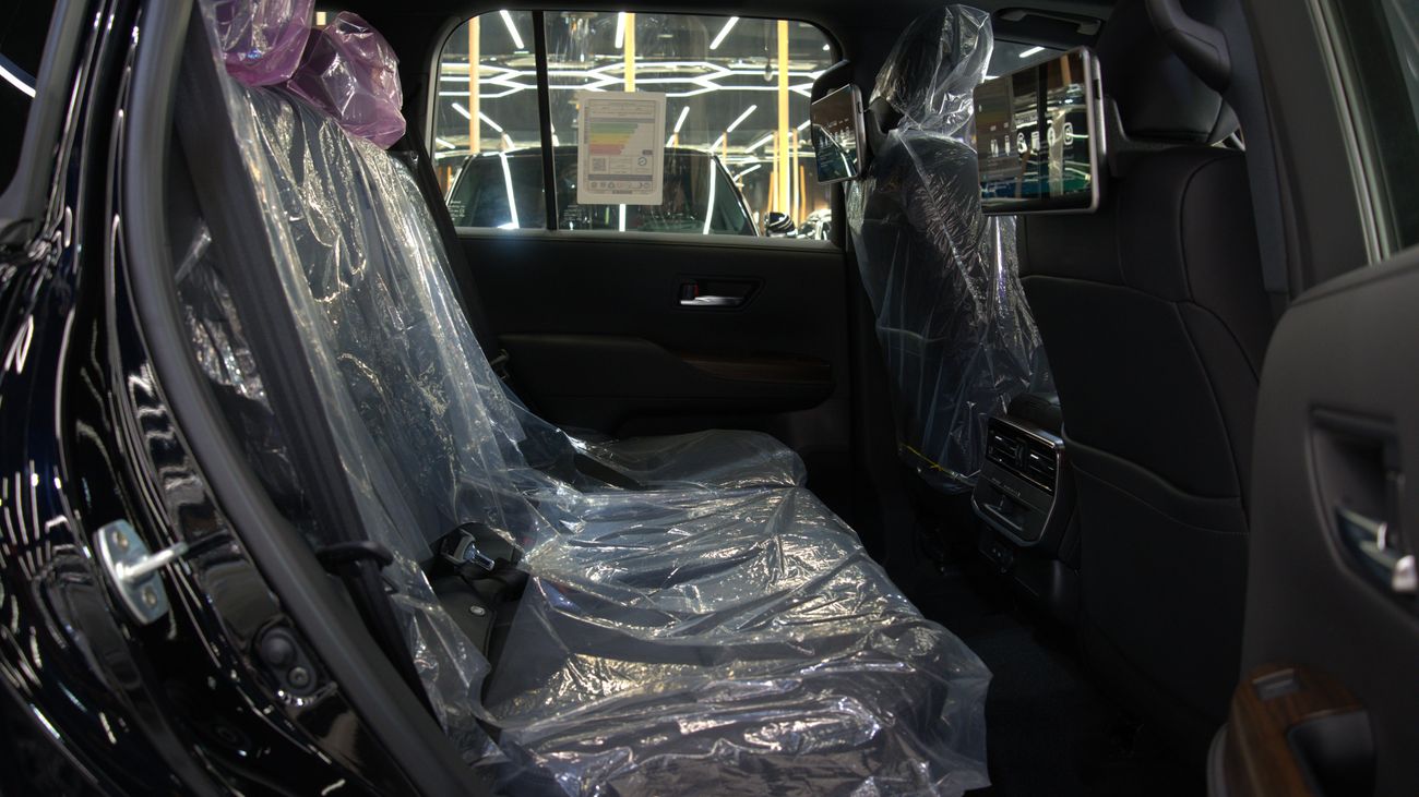 Toyota Land Cruiser GXR 3.5 L V6