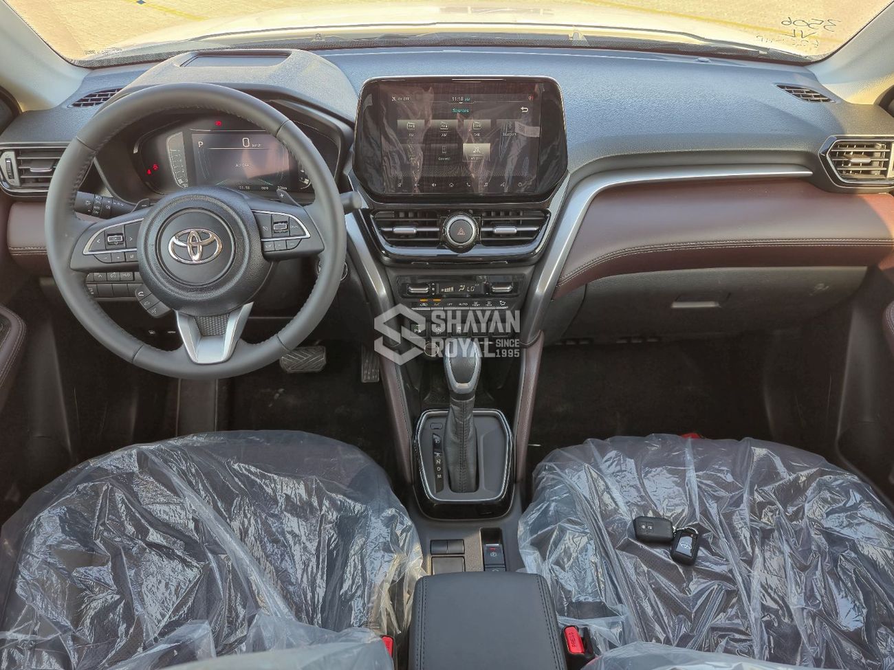 تويوتا أوربان كروزر 1.5L GLX PETROL AT 2026MY